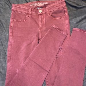 american eagle maroon/wine red jeans, size 0.
